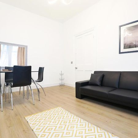 Stunning Modern 3 Bedroom Apartment Эдинбург Экстерьер фото