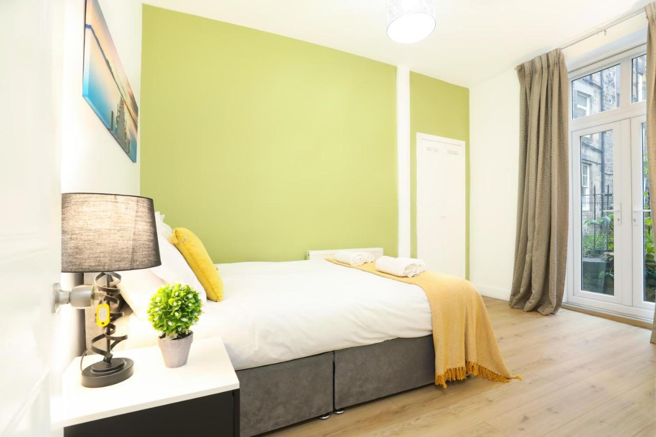 Stunning Modern 3 Bedroom Apartment Эдинбург Экстерьер фото