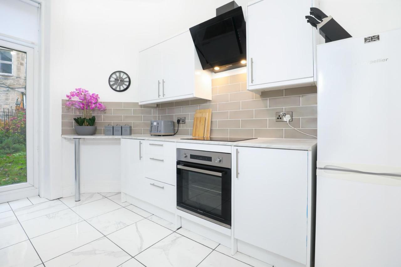 Stunning Modern 3 Bedroom Apartment Эдинбург Экстерьер фото