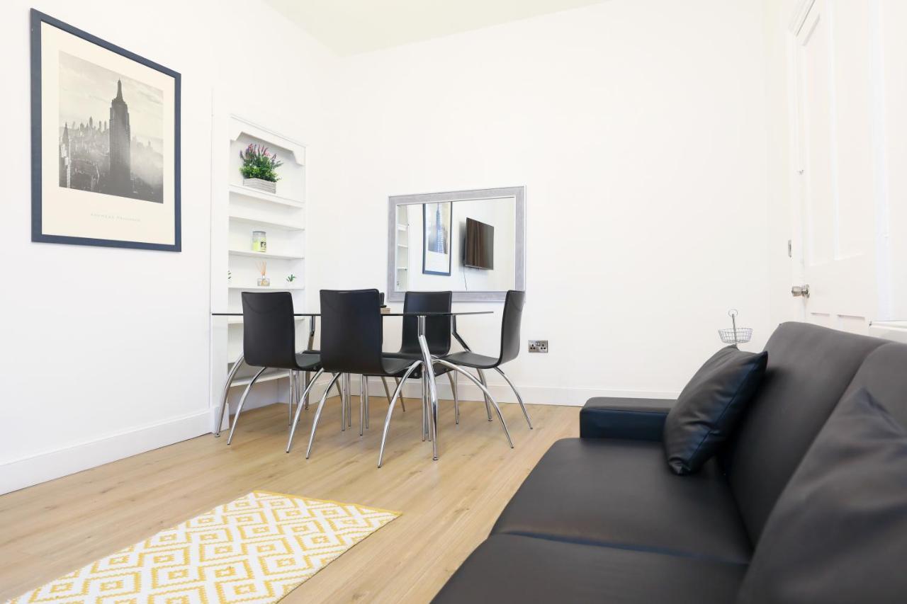 Stunning Modern 3 Bedroom Apartment Эдинбург Экстерьер фото
