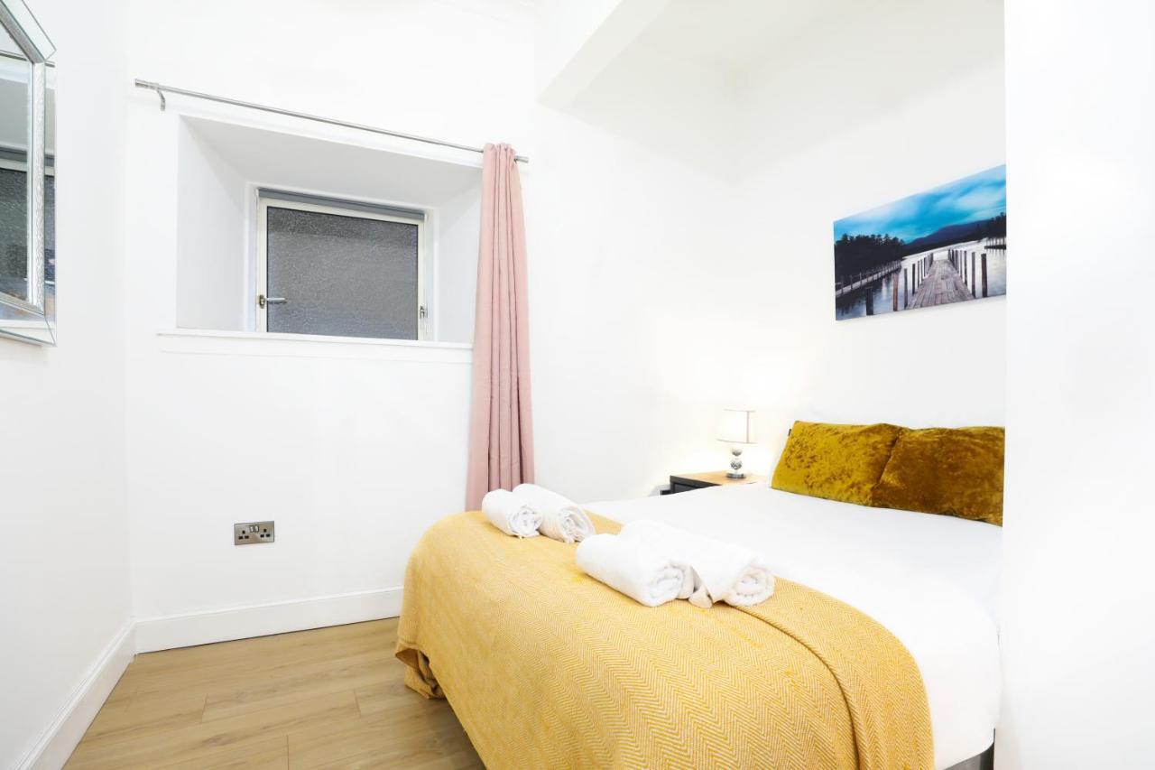 Stunning Modern 3 Bedroom Apartment Эдинбург Экстерьер фото