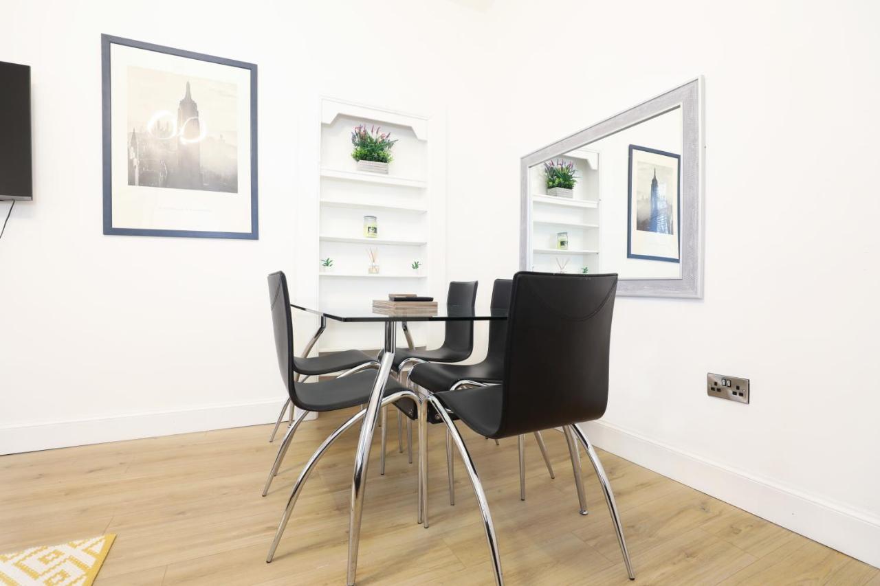 Stunning Modern 3 Bedroom Apartment Эдинбург Экстерьер фото
