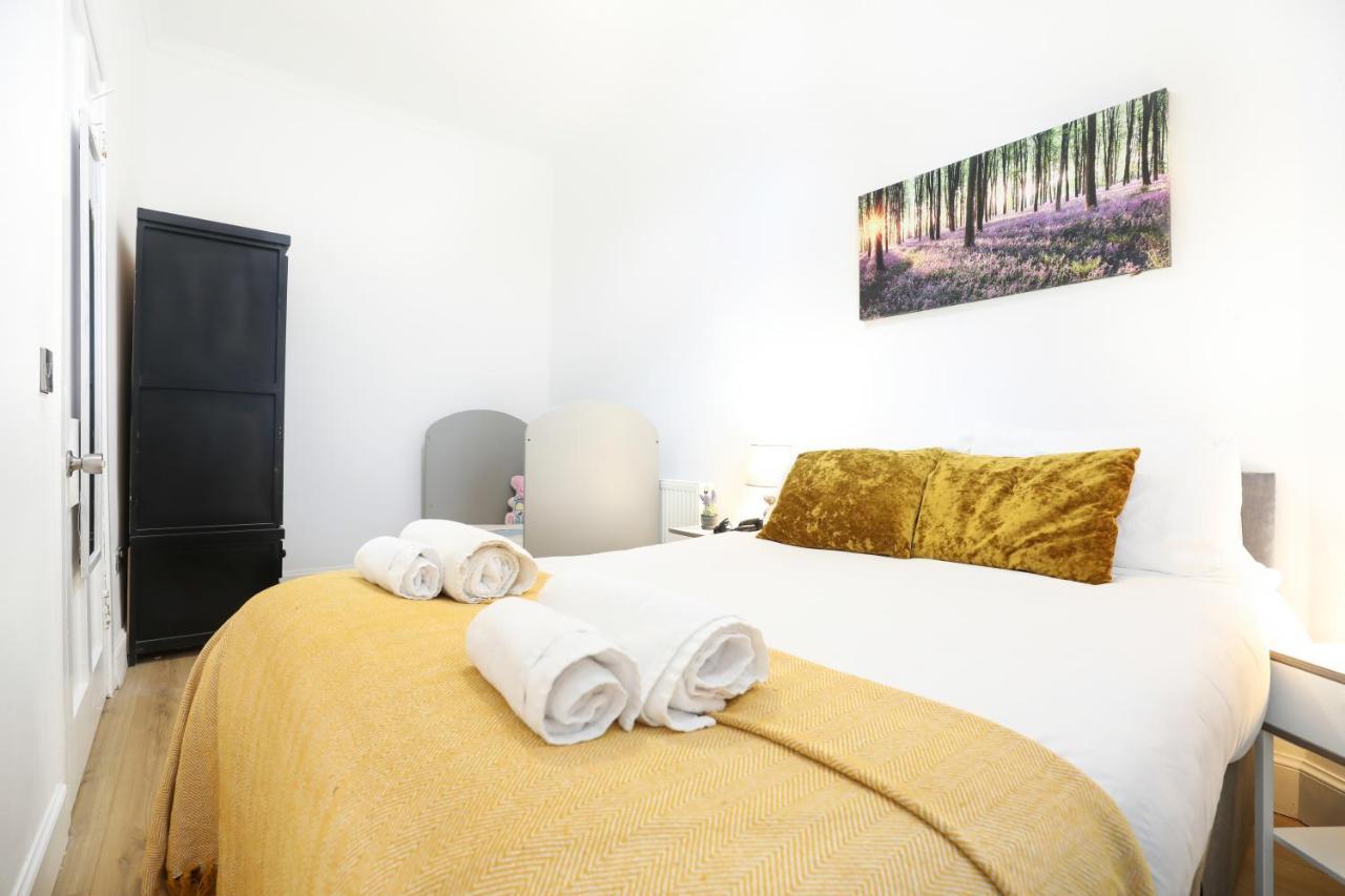 Stunning Modern 3 Bedroom Apartment Эдинбург Экстерьер фото