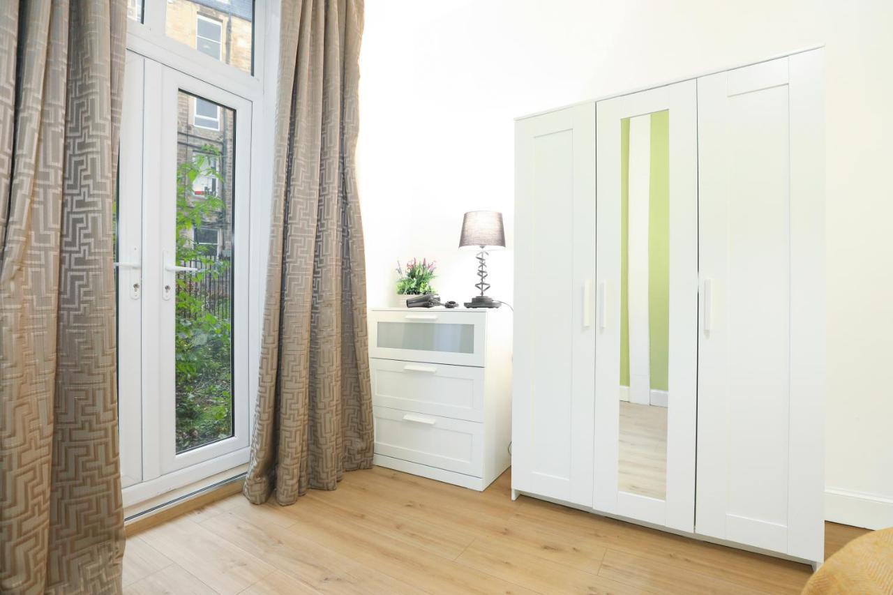 Stunning Modern 3 Bedroom Apartment Эдинбург Экстерьер фото